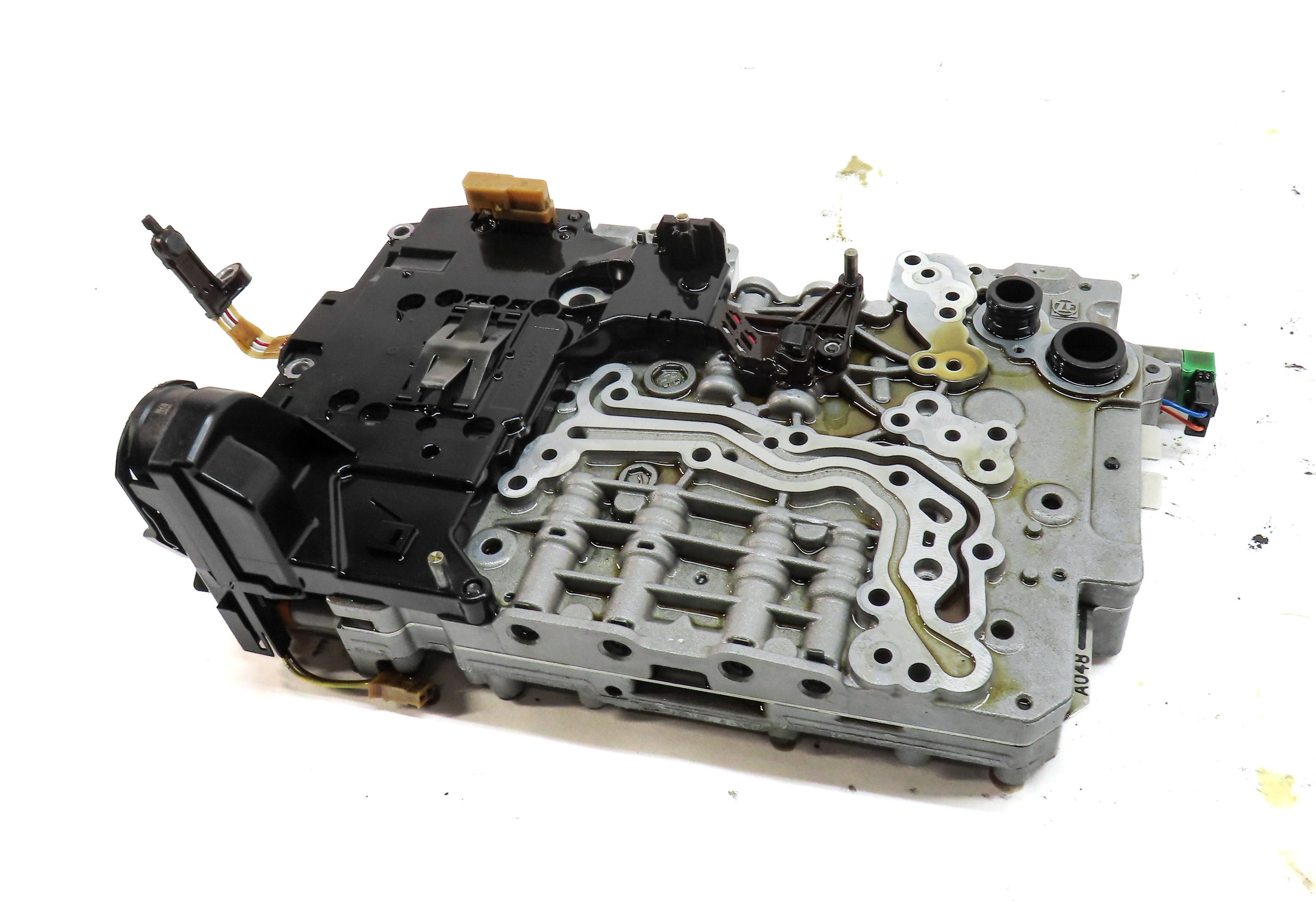2013-2016 RANGE ROVER SPORT (L494) SUPERCHARGED - VALVE BODY (AUTO START STOP) — exact item pictured